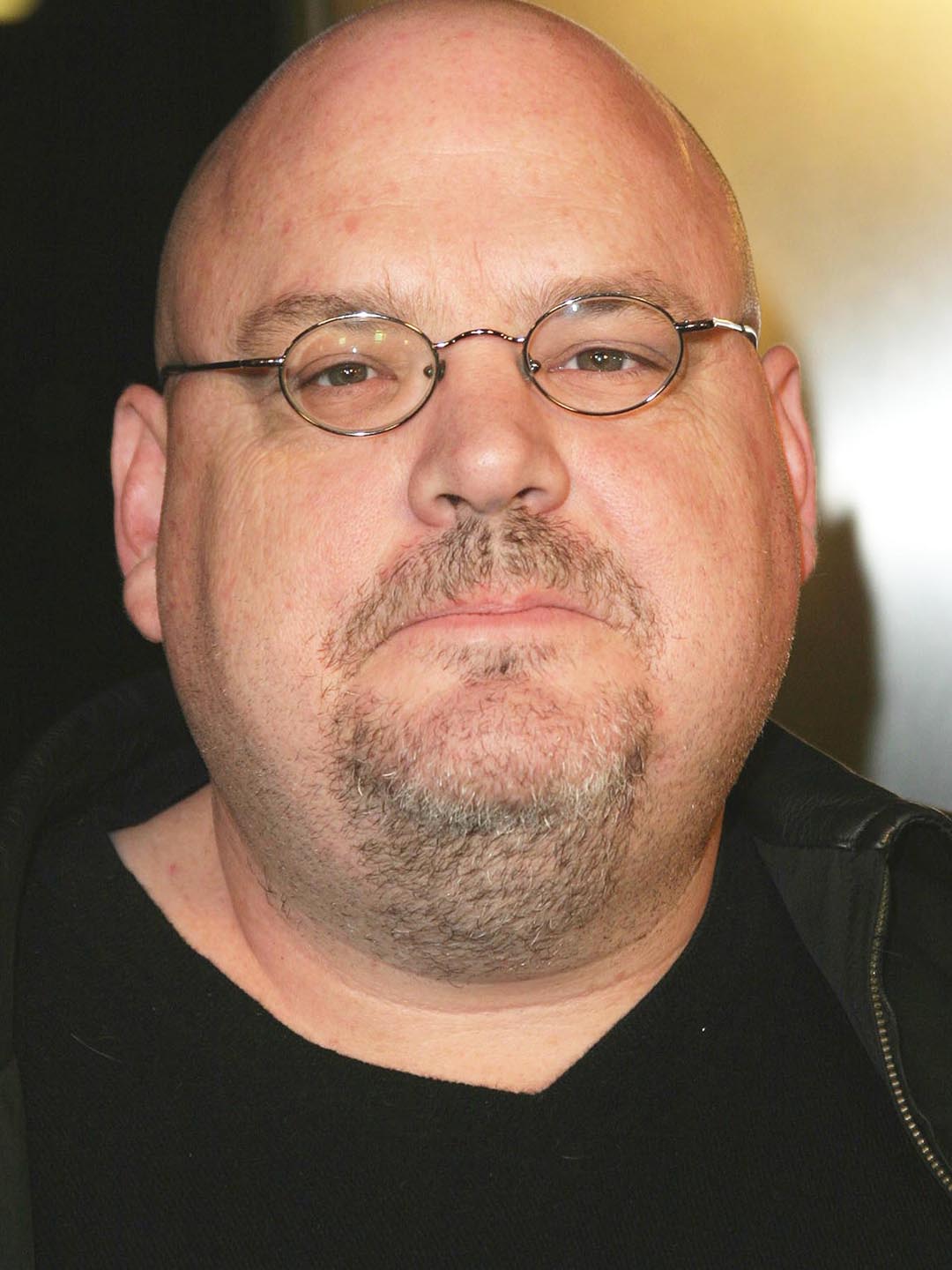 How tall is Pruitt Taylor Vince?
